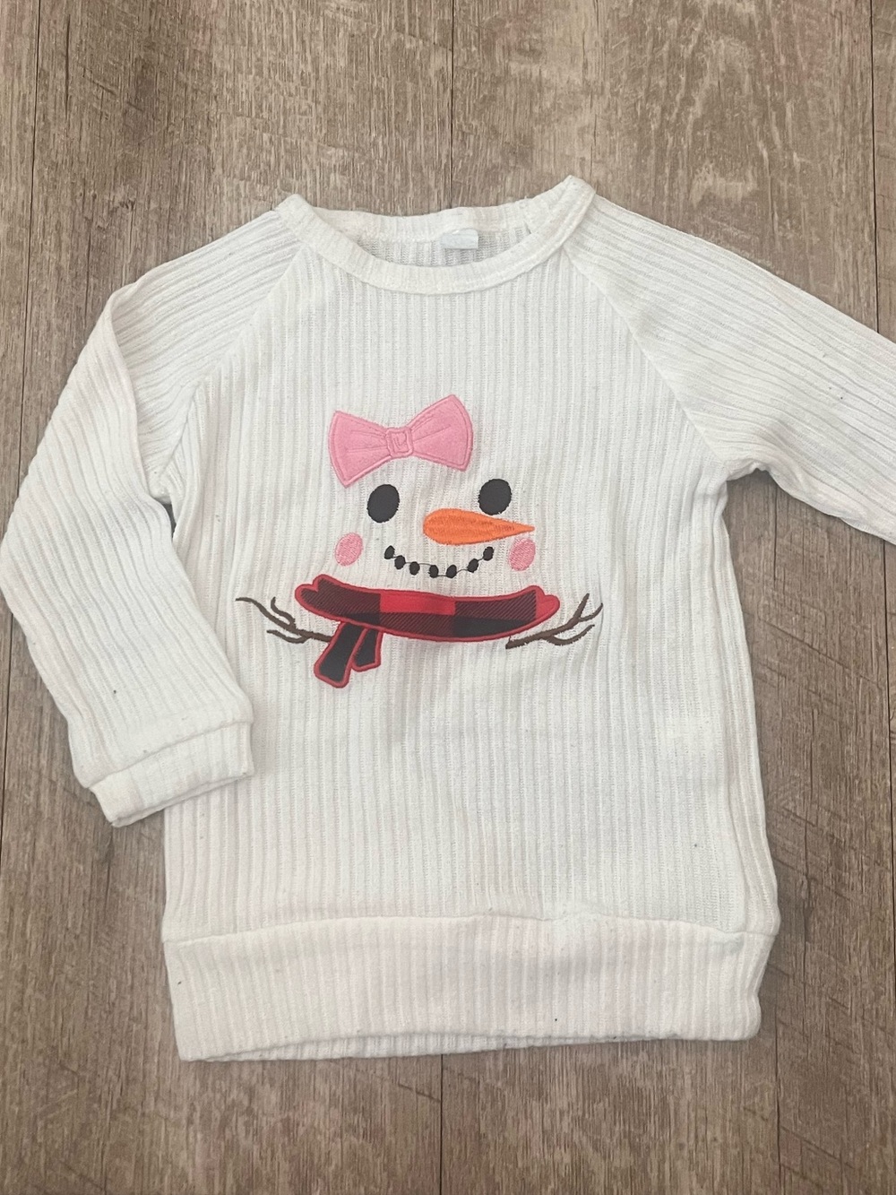 White Ribbed Snowman Pullover with Pink Bow